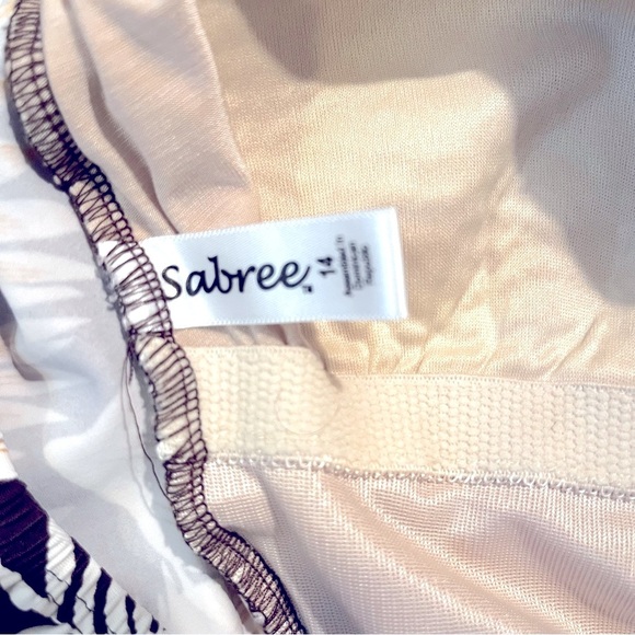 SABREE Brand Tropical One Piece Swimsuit - Picture 4 of 4